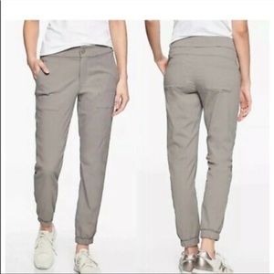 Athleta Trekkie hike pants